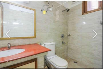 Bathroom in 3 BHK Apartment at Proview Shalimar City Phase II, Shalimar Garden – for Sale