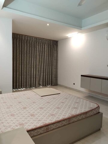 Bedroom in 3 BHK Builder Floor at Chattarpur – for Sale