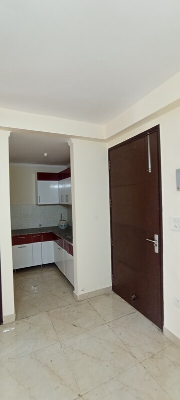 Kitchen in 2 BHK Builder Floor at Sector 37 – for Sale