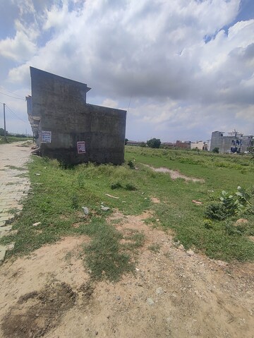  Plot For Sale in Achheja