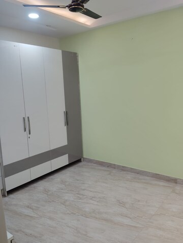 Room in 2 BHK Builder Floor at Vasundhara Sector 1 – for Sale