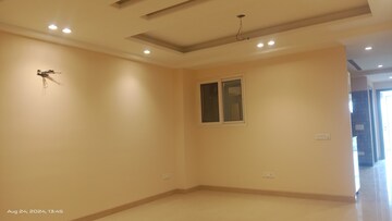Room in 4 BHK Builder Floor at Chattarpur – for Sale