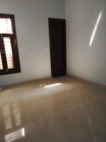 Room in 3.5 BHK Independent House at Amehra Adipur – for Sale