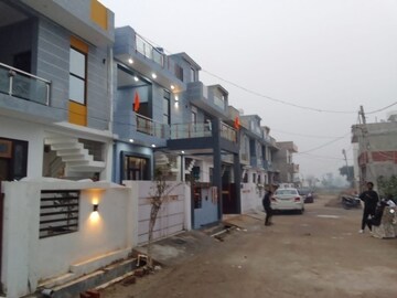  Plot – Exterior View View at Kisan Path - for Sale