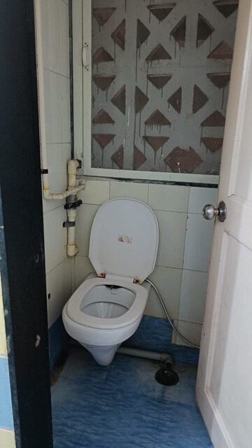 Bathroom in 1 BHK Apartment at Dosti Venus, Wadala East – for Sale
