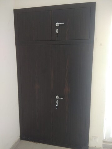 Furnished Amenities in 3 BHK Apartment at Gaur City 2 - 16th Avenue, Sector 16c Greater Noida – for Sale