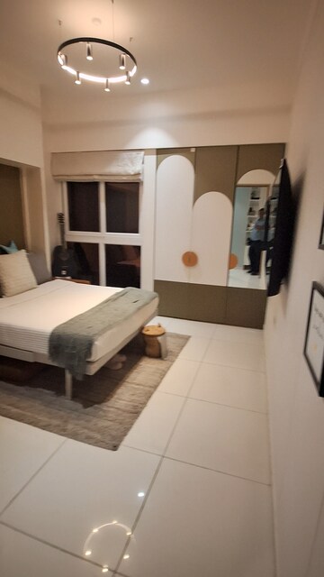 Master Bedroom in 2 BHK Apartment at Mahindra Vista, Kandivali East – for Sale