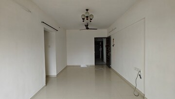 Room in 2 BHK Apartment at Roshan Nagar – for Sale