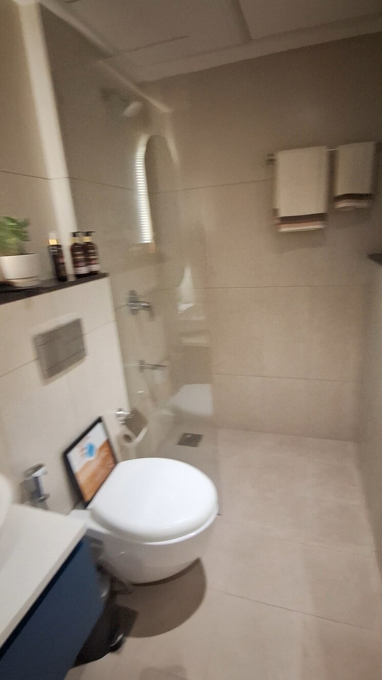 Bathroom, mahindra-vista 4 Bedroom 1624 Sq.Ft. Apartment In Kandivali East Mumbai 7467514