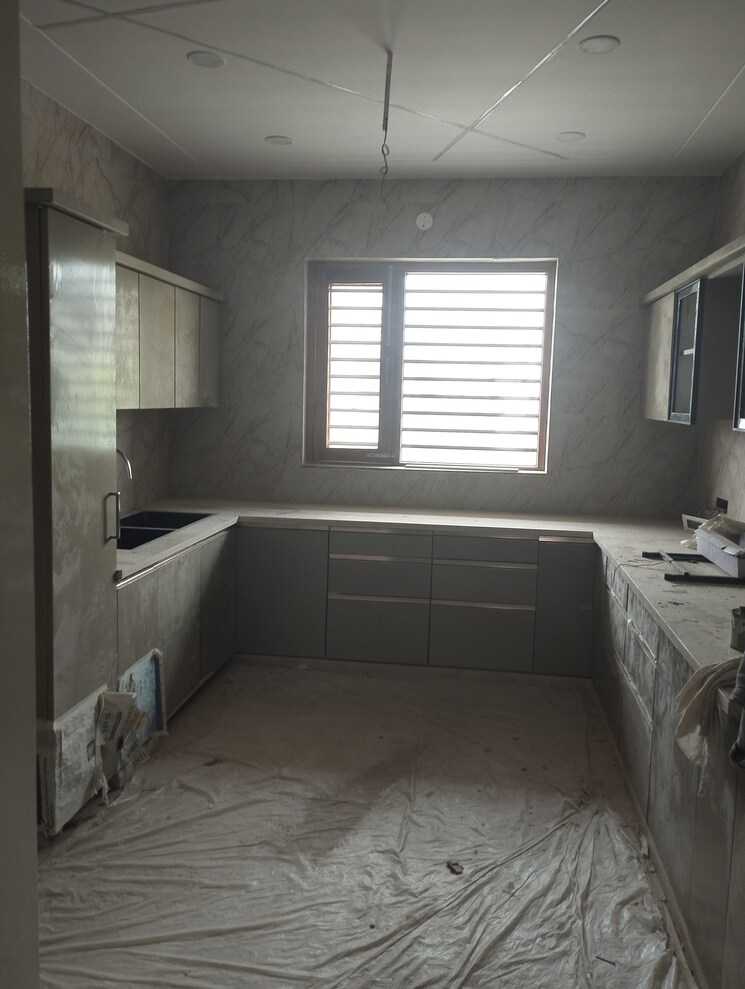 Kitchen, sector 12 4 Bedroom 385 Sq.Yd. Builder Floor In Sector 12 Sonipat 7467548