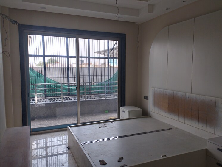 Room, sector 12 4 Bedroom 385 Sq.Yd. Builder Floor In Sector 12 Sonipat 7467548