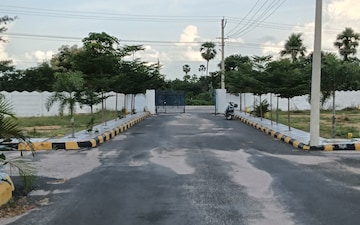 Plot For Sale in Old Safilguda