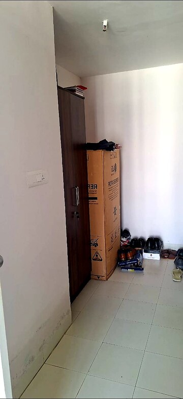 Room in 1 BHK Apartment at Chandra Panorama, Sushant Golf City – for Sale