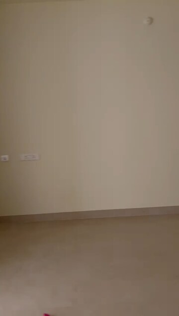 Room in 3 BHK Apartment at Kondapur – for Sale