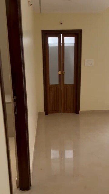 Room in 3 BHK Apartment at Kondapur – for Sale