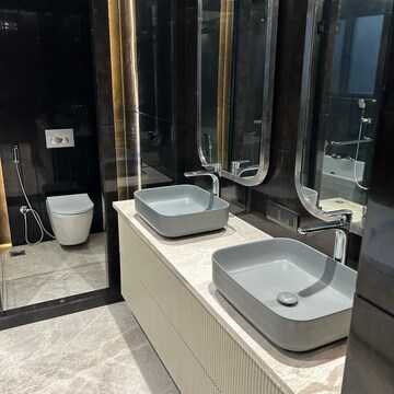 Team Area in 6+ BHK Villa at Vasant Vihar – for Sale