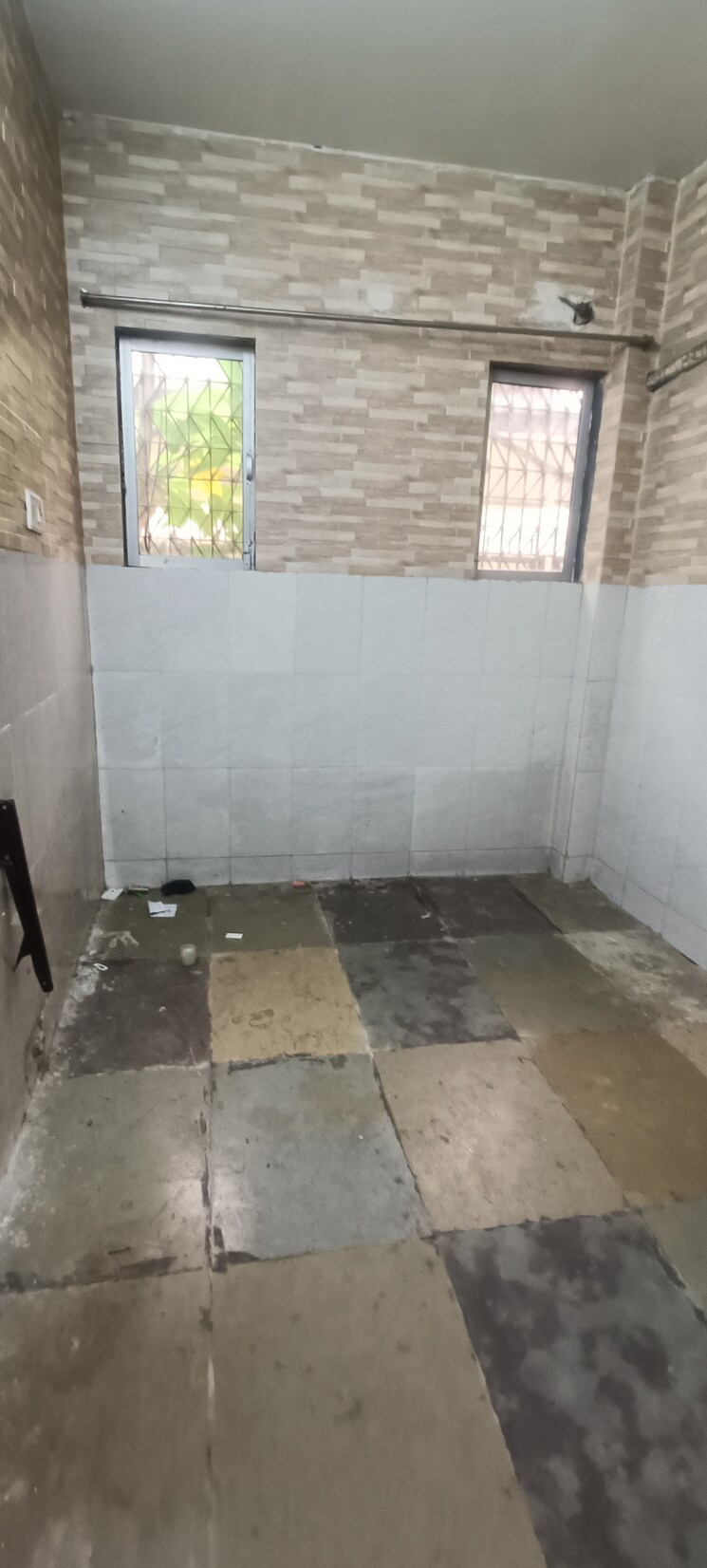 Bathroom, shiv-ganga-chs 2 Bedroom 500 Sq.Ft. Independent House In Santacruz East Mumbai 7467836