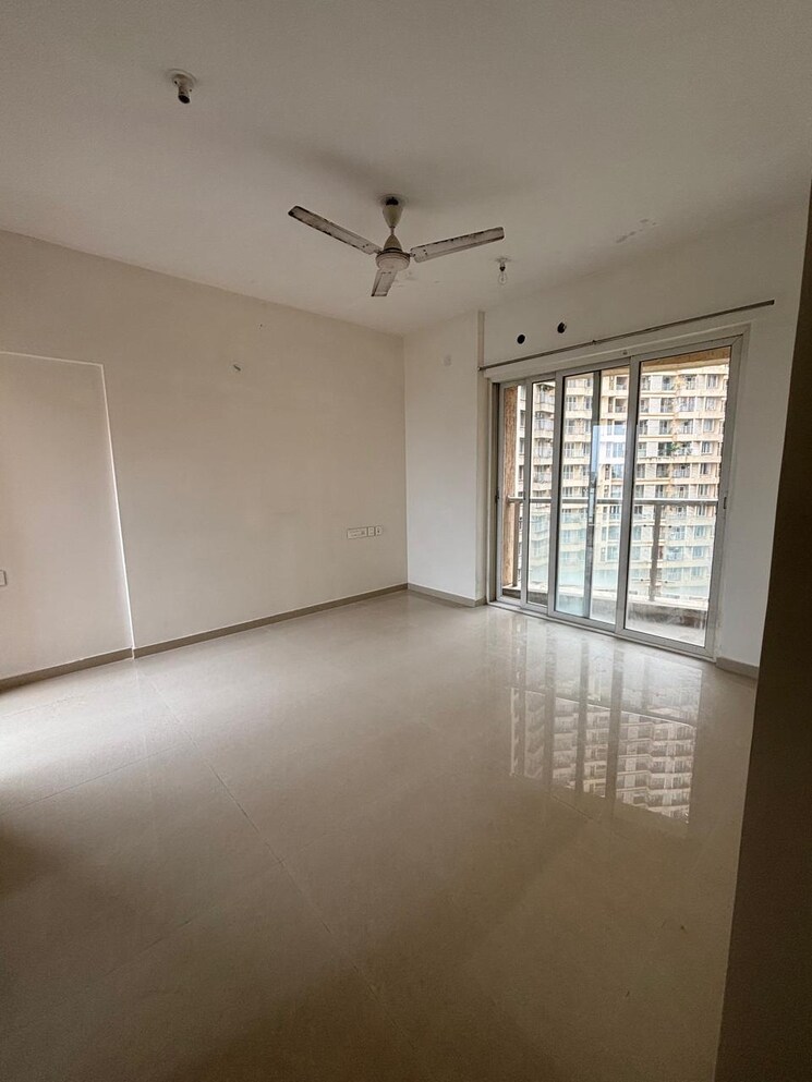 Room, dosti-imperia-phase-i 4 Bedroom 1715 Sq.Ft. Apartment In Ghodbunder Road Thane 7467956