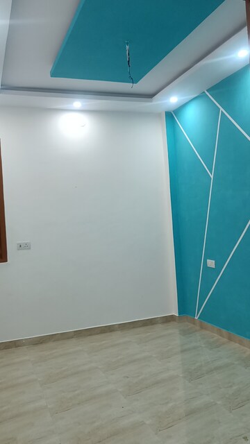 Room in 2 BHK Independent House at Chinhat – for Sale