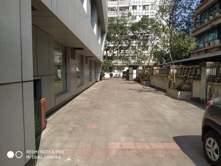  Parking, aditya-banarsi-heritage Commercial Office Space 450 Sq.Ft. In Malad West Mumbai 7468172