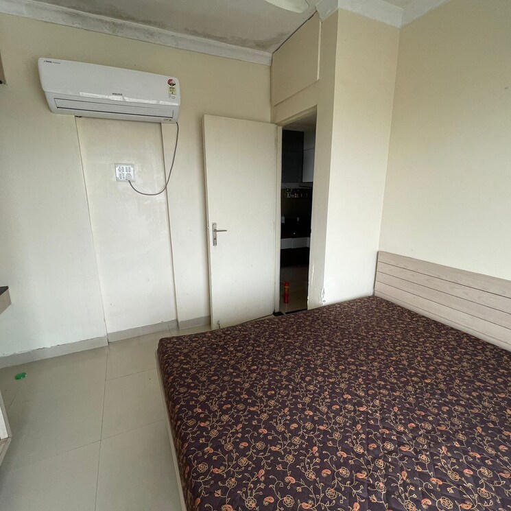 Bedroom, pegasus-tower 1 Bedroom 550 Sq.Ft. Apartment In Yari Road Mumbai 7468184