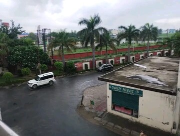 2 BHK Apartment For Sale in Roorkee Road