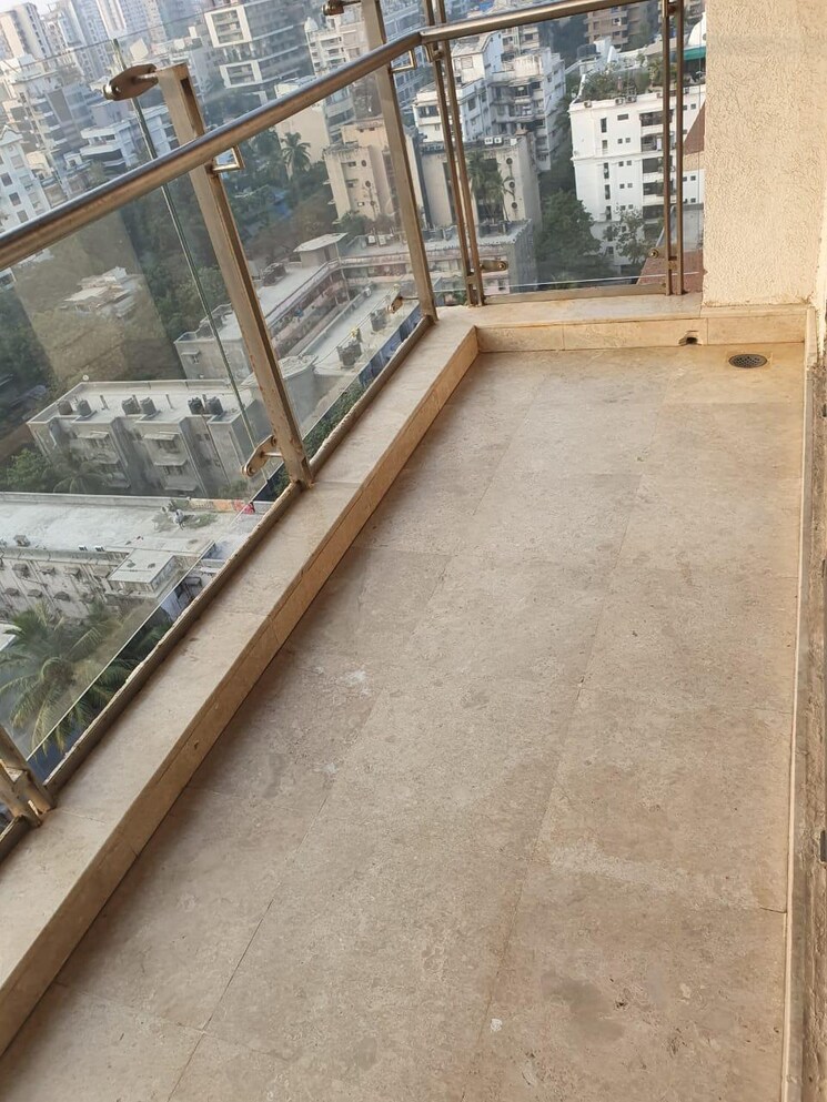 Balcony, the-wadhwa-amar-jiwan 3 Bedroom 1133 Sq.Ft. Apartment In Bandra West Mumbai 7468650