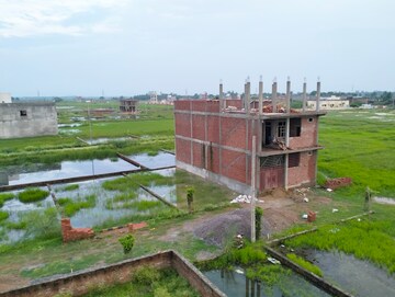  Plot – Exterior View View at Sultanpur Road - for Sale