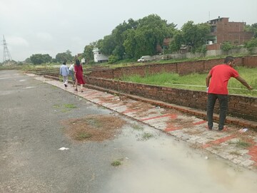  Plot – Exterior View View at Babatpur - for Sale