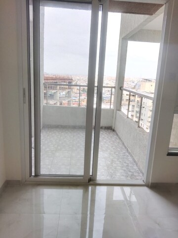 Room in 3 BHK Apartment at VTP HiLife, Wakad – for Sale