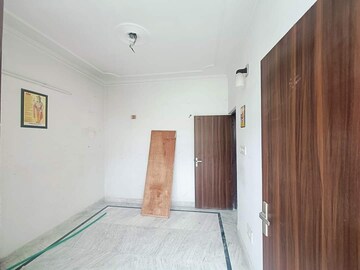 Building Lobby in 3 BHK Builder Floor at Sainik Colony – for Sale
