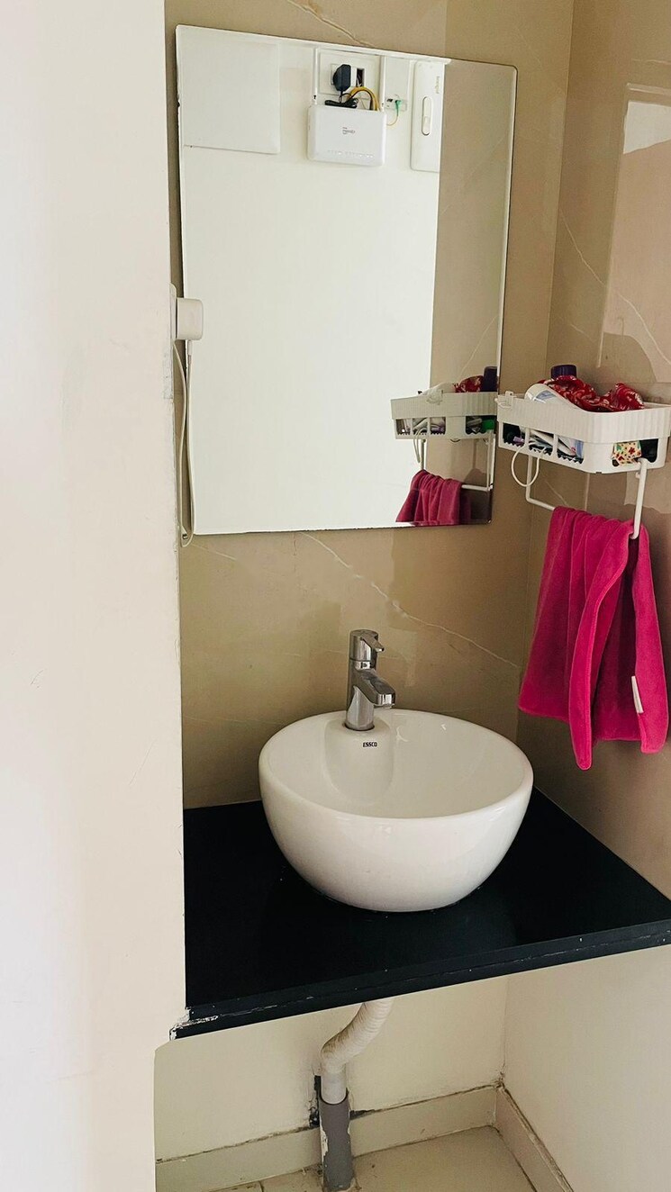 Bathroom, guru-vista-chs 2 Bedroom 900 Sq.Ft. Apartment In Kharadi Pune 7469410