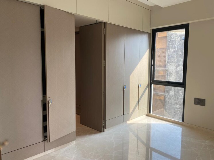 Room, sun-the-50-seven 4 Bedroom 4000 Sq.Ft. Apartment In Khar West Mumbai 7469534