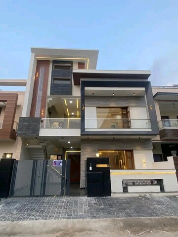 4 BHK Independent House For Sale in Sector 125