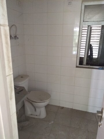 Bathroom in 2 BHK Apartment at BPTP Princess Park, Sector 86 – for Sale