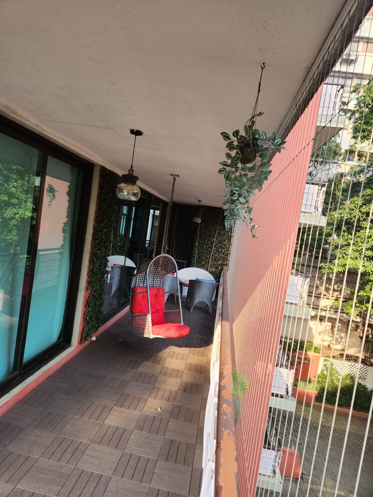 Balcony, satchit-anand 4 Bedroom 3800 Sq.Ft. Apartment In Khar West Mumbai 7470038