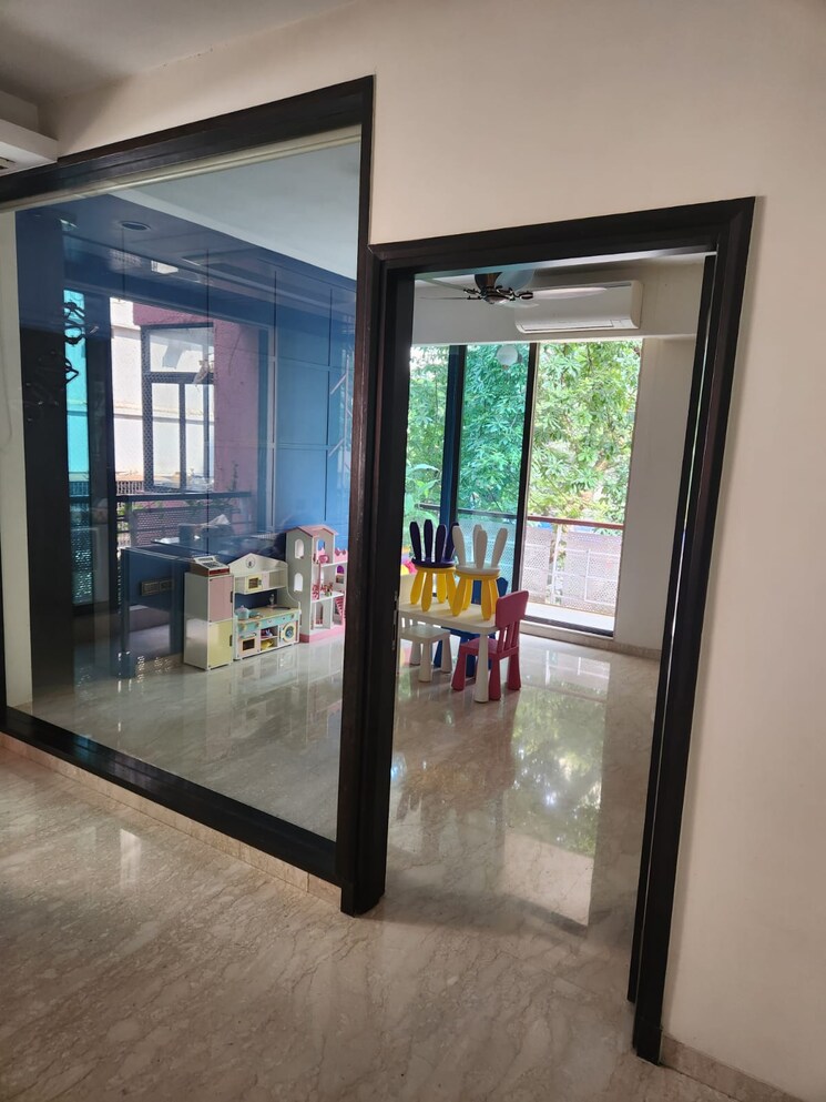 Room, satchit-anand 4 Bedroom 3800 Sq.Ft. Apartment In Khar West Mumbai 7470038