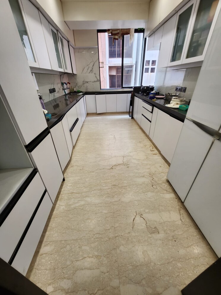 Balcony, satchit-anand 4 Bedroom 3800 Sq.Ft. Apartment In Khar West Mumbai 7470038