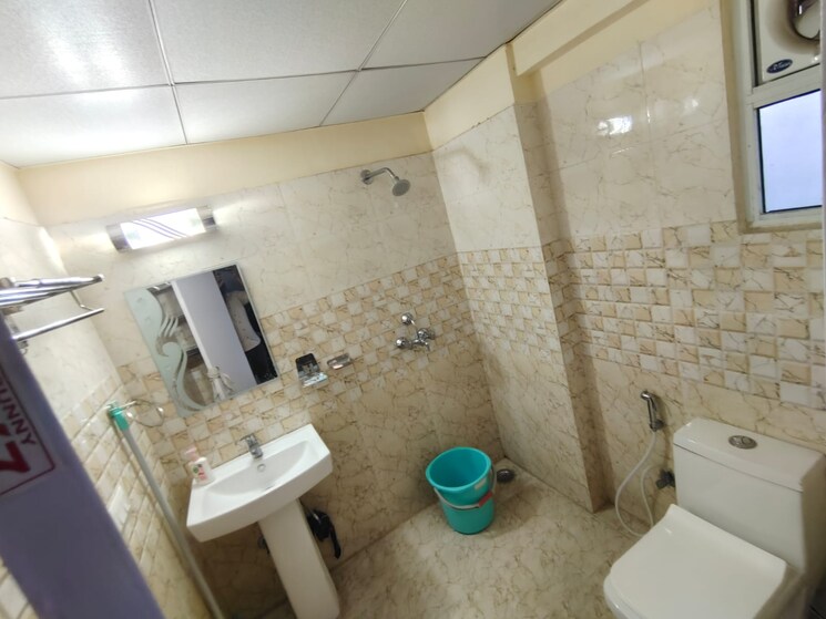 Bathroom, amrapali-o2-valley 3 Bedroom 1185 Sq.Ft. Apartment In Tech Zone 4 Greater Noida Greater Noida 7470238