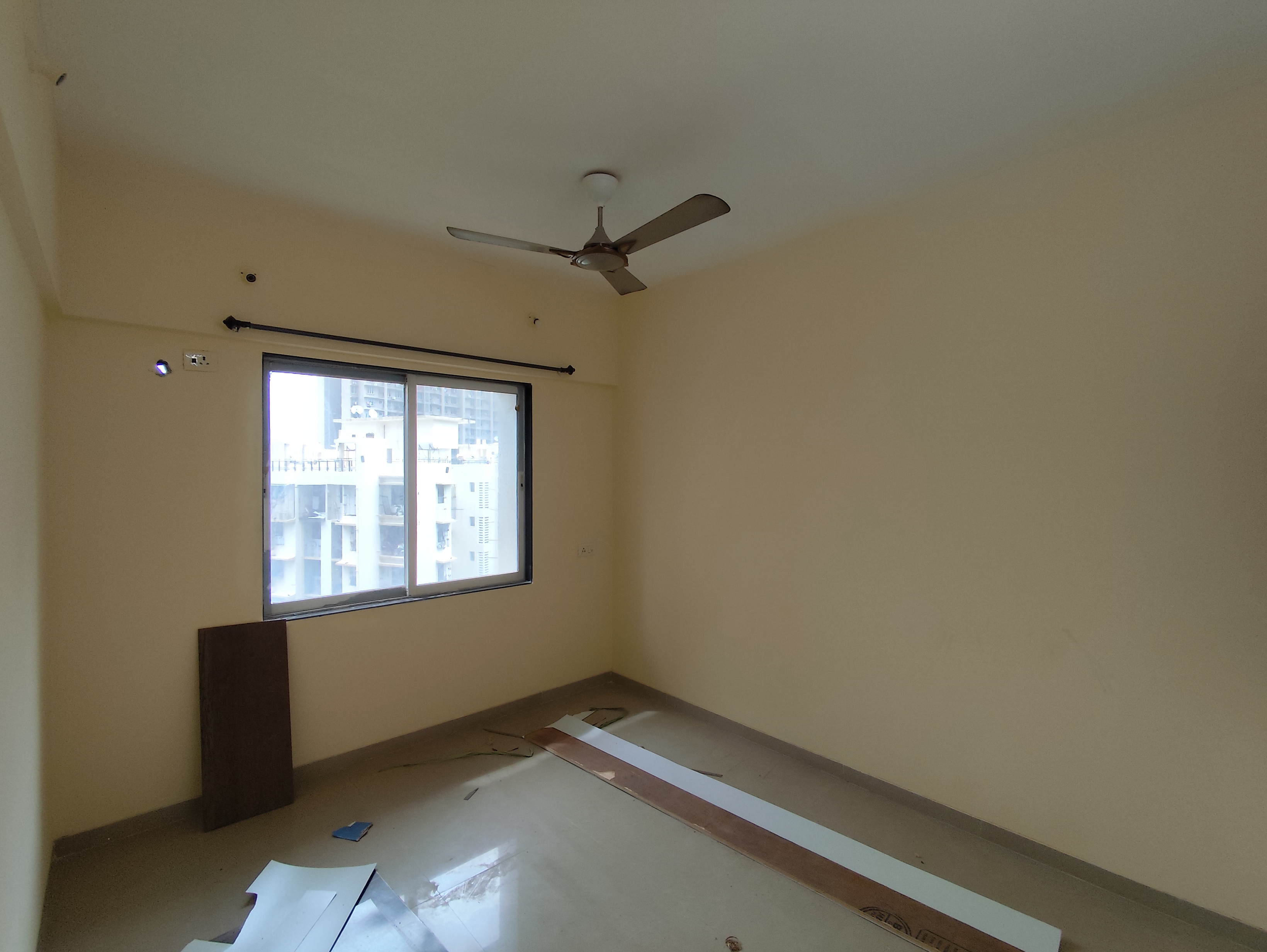 Resale 1 Bedroom 425 Sq.Ft. Apartment in Vihang Valley Phase 2