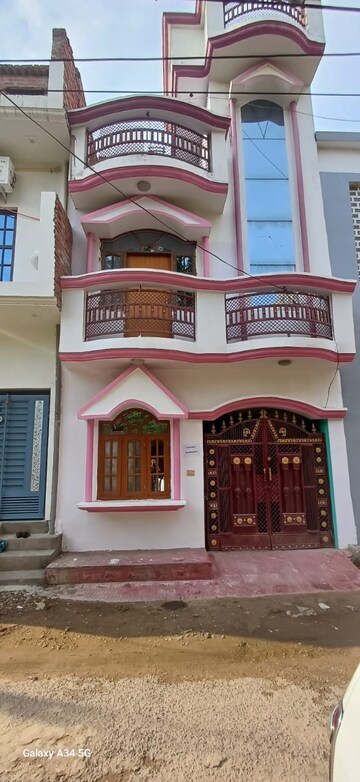  Plot – Exterior View View at Vrindavan Garden, Sector 16b Greater Noida - for Sale