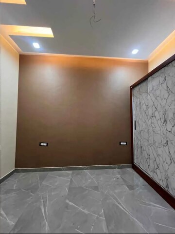 Room in 2 BHK Independent House at Gms Road – for Sale