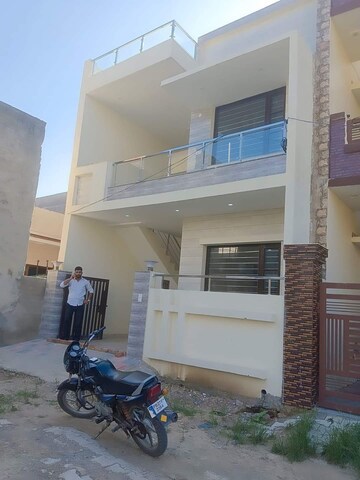  Plot For Sale in JDIA Dream City, Jewar