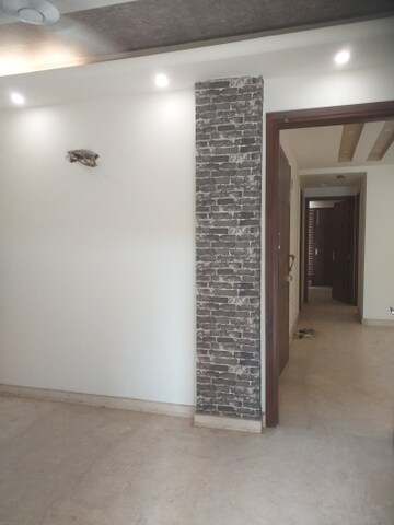 Building Lobby in 3 BHK Builder Floor at East Patel Nagar – for Sale