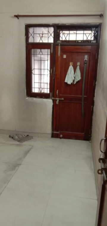 Room in 3 BHK Apartment at Sri Sai Basera, Krishna Nagar – for Sale