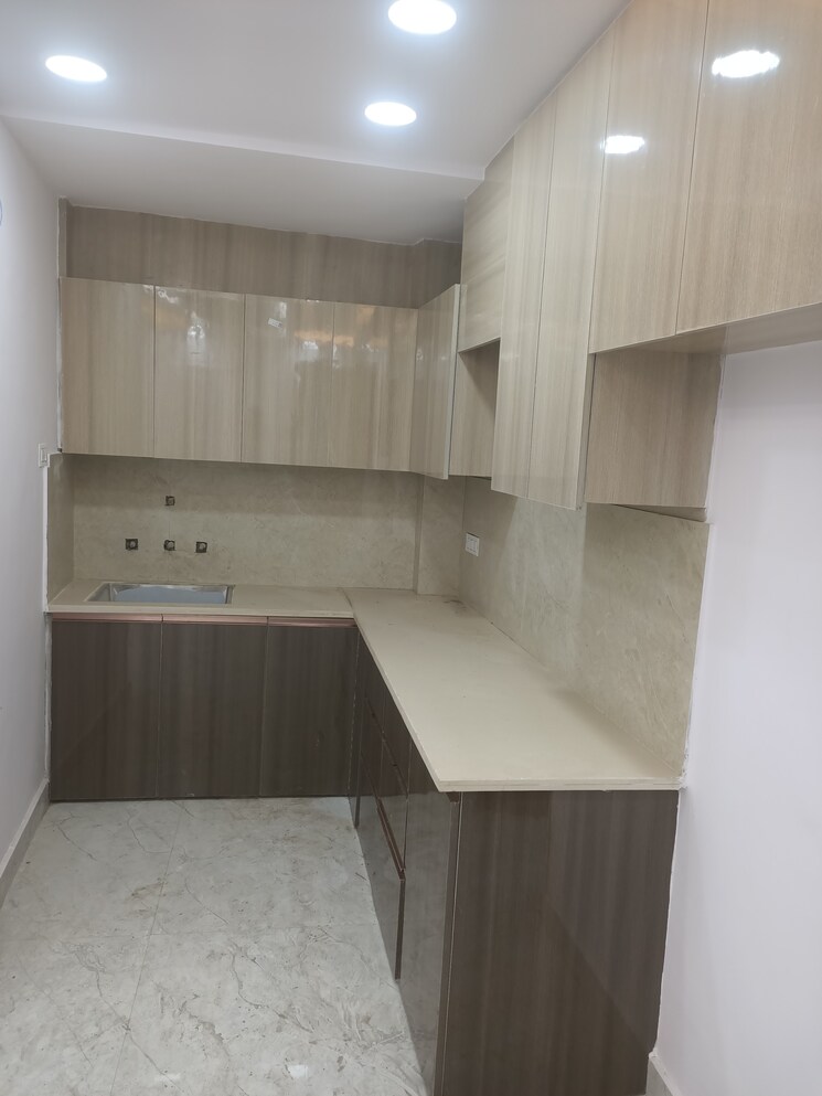 Kitchen, govindpuri 3 Bedroom 810 Sq.Ft. Builder Floor In Govindpuri Delhi 7470716