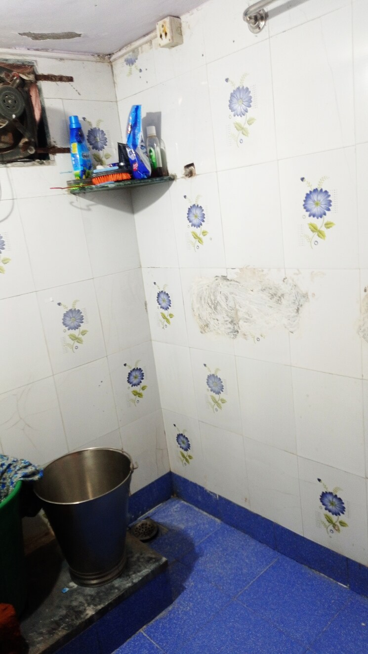 Bathroom, sumitra-chs-dombivli 1 Bedroom 520 Sq.Ft. Apartment In Dombivli West Thane 7470928