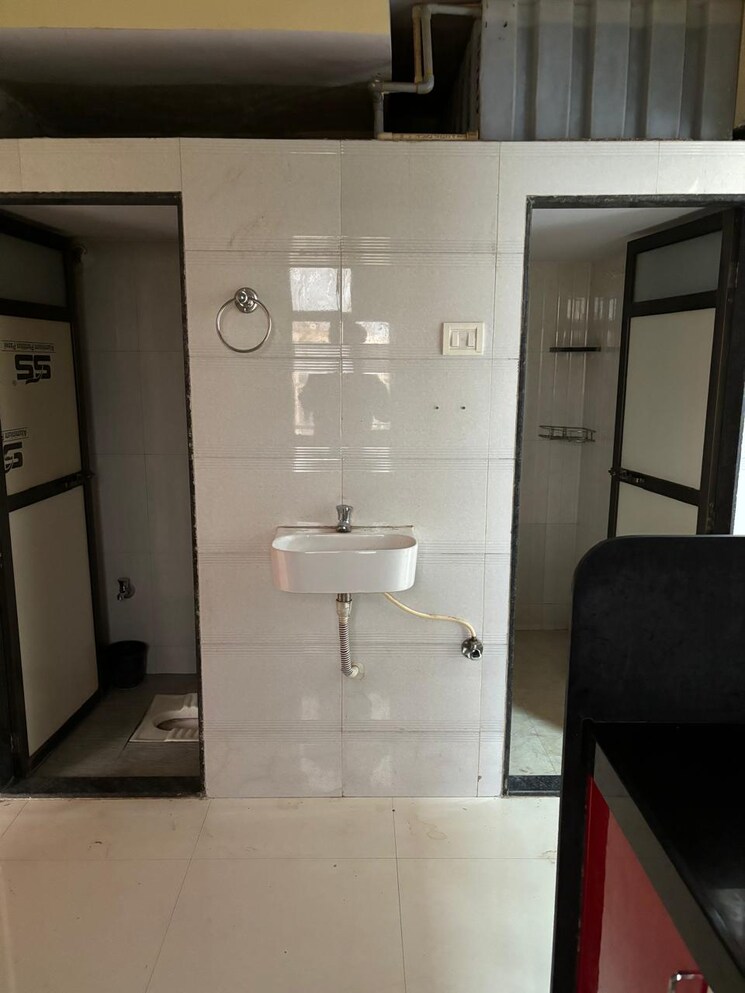 Bathroom, akash-arpan-residency 1 Bedroom 570 Sq.Ft. Apartment In Nalasopara West Palghar 7471276