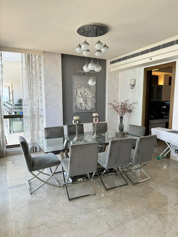 Master Bedroom in 3 BHK Apartment at M3M Golf Estate, Sector 65 – for Sale