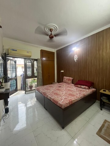 Bedroom in 3 BHK Builder Floor at Shakti Khand iv – for Sale